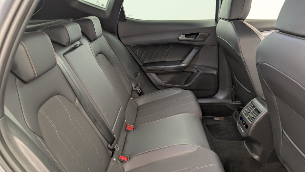 CUPRA Formentor 1.4 e-HYBRID 204 ch DSG6 Business Edition - ref: 1-377028 - Photo 10