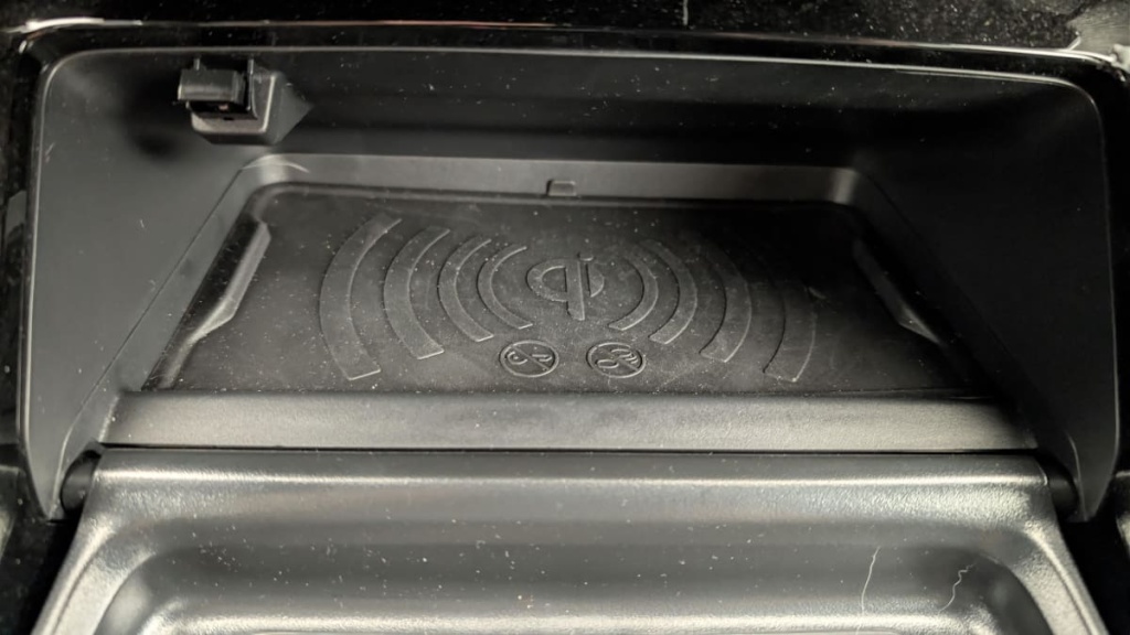 PEUGEOT 2008 PURETECH 130 S S EAT8 GT - ref: 1-377348 - Photo 20