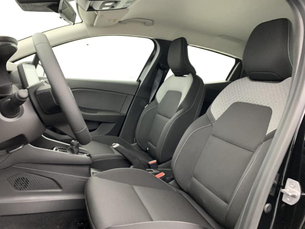 RENAULT Clio BLUE DCI 100 CH GSR2 EVOLUTION - ref: 1-377357 - Photo 18