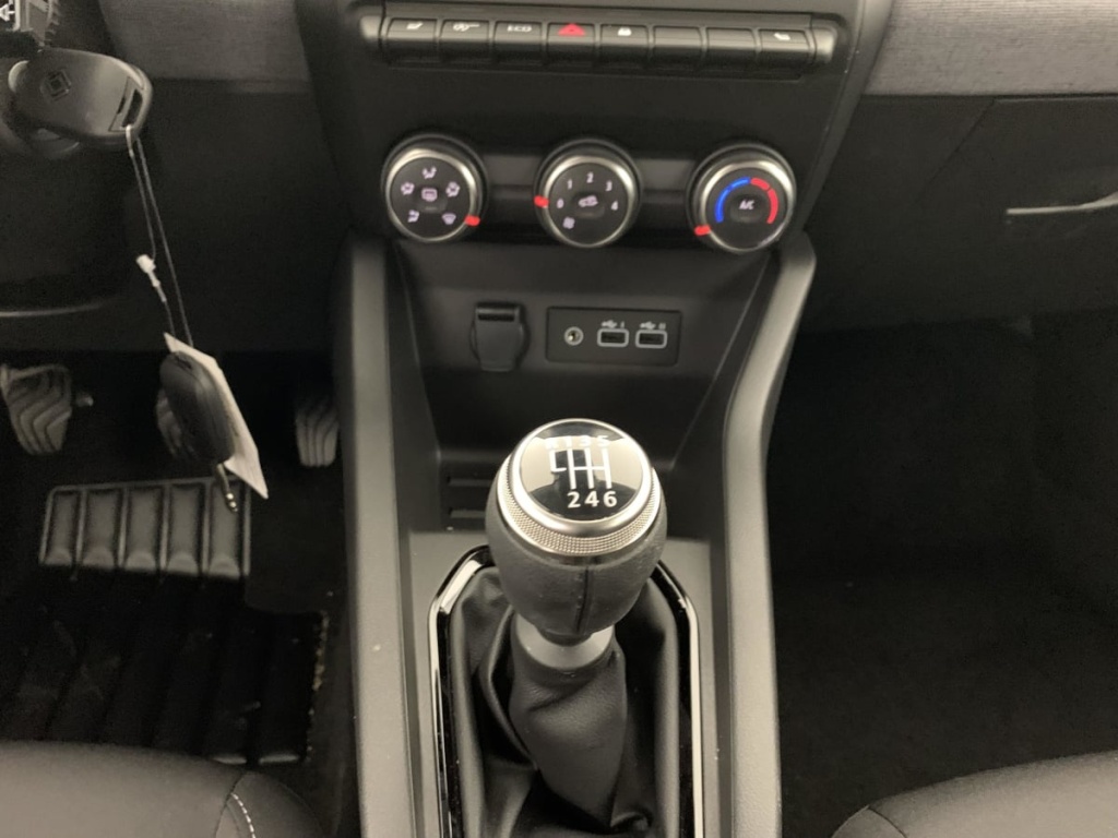 RENAULT Clio BLUE DCI 100 CH GSR2 EVOLUTION - ref: 1-377478 - Photo 18