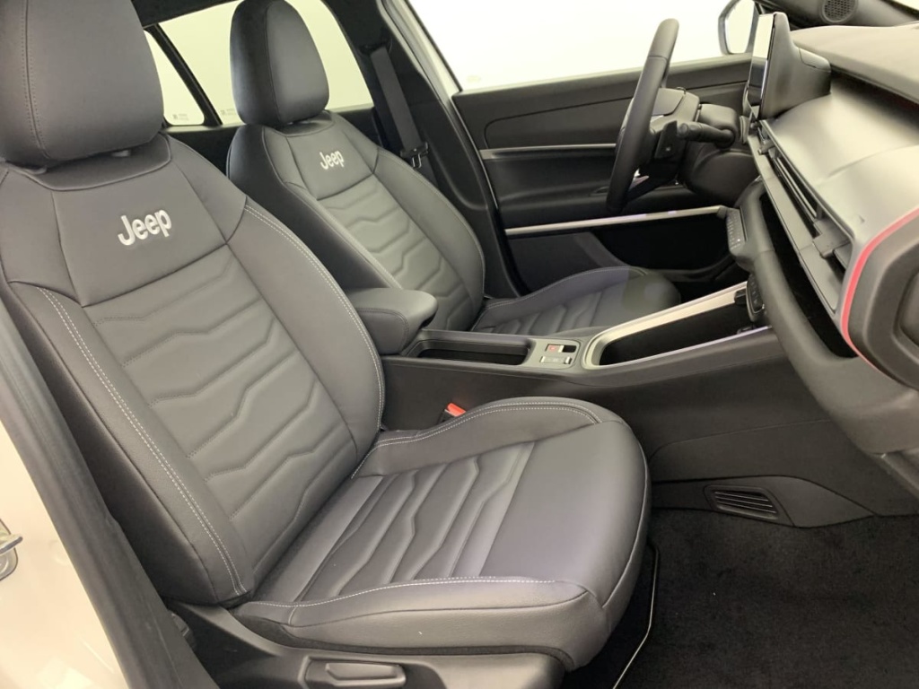 JEEP Avenger 1.2 Turbo T3 110 ch e-Hybrid BVR6 Summit - ref: 1-377485 - Photo 9