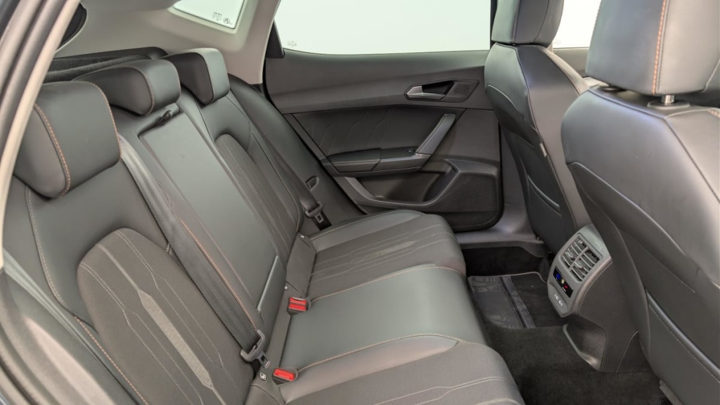 CUPRA Formentor 1.4 e-HYBRID 204 ch DSG6 V - ref: 1-377619 - Photo 10