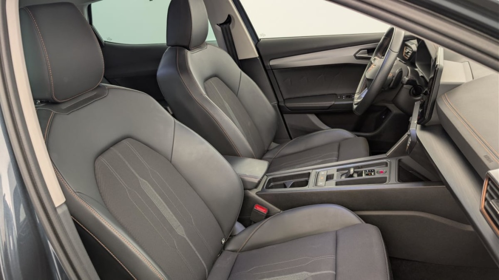 CUPRA Formentor 1.4 e-HYBRID 204 ch DSG6 V - ref: 1-377619 - Photo 9