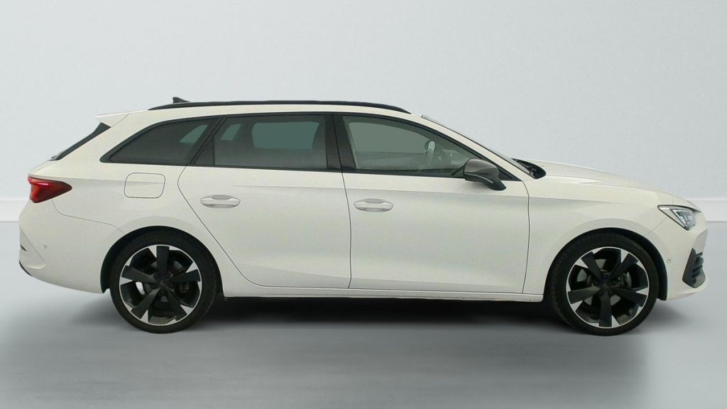 CUPRA Leon Sportstourer 1.4 e-HYBRID 204 ch DSG6 V - ref: 1-377700 - Photo 8