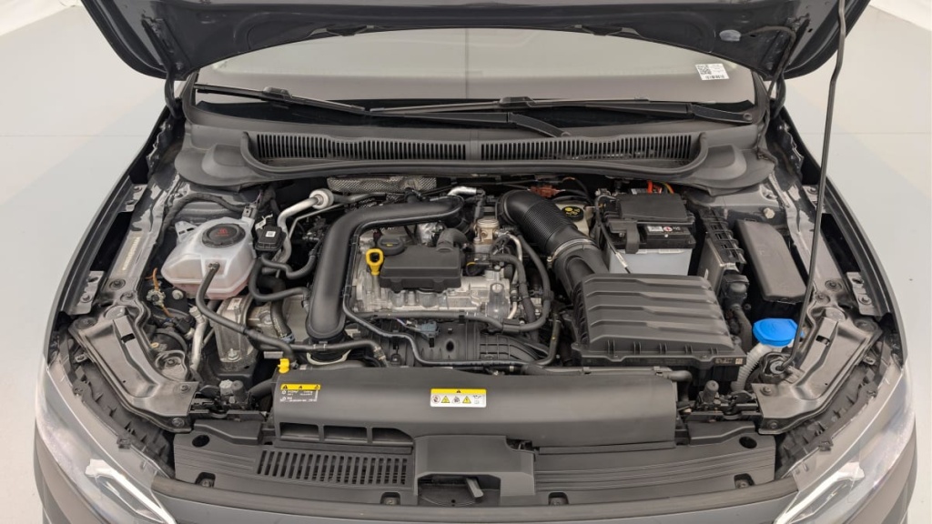 VOLKSWAGEN Polo 1.0 TSI 95 S S DSG7 - ref: 1-377780 - Photo 19