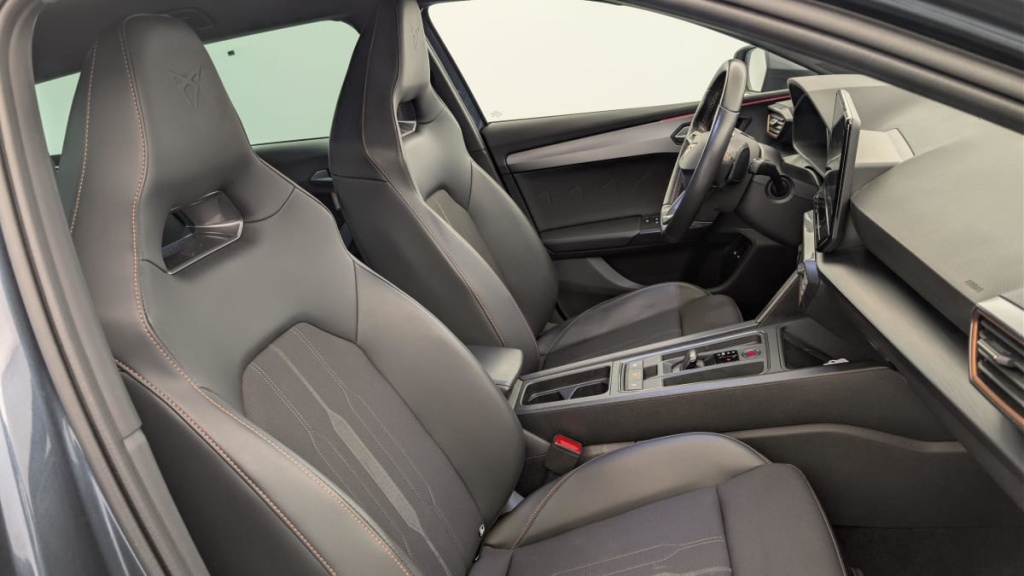 CUPRA Leon Sportstourer 1.4 e-HYBRID 245 ch DSG6 VZ - ref: 1-377831 - Photo 9