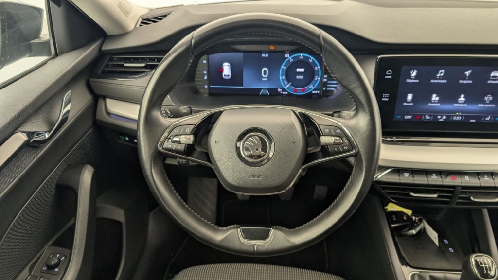 SKODA Octavia Combi 2.0 TDI 116 ch Ambition - ref: 1-377841 - Photo 14