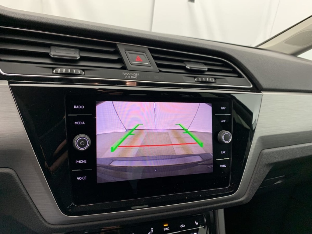 VOLKSWAGEN Touran 1.5 TSI EVO 150 DSG7 7pl VW Edition - ref: 1-377877 - Photo 17