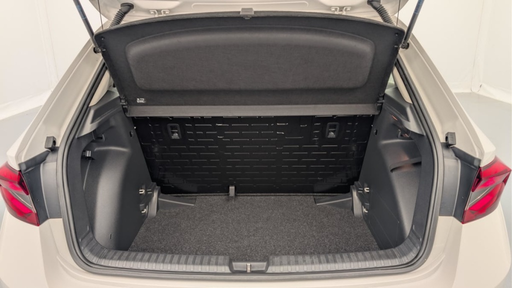 SKODA Fabia 1.0 MPI 65 ch BVM5 Active - ref: 1-377895 - Photo 11