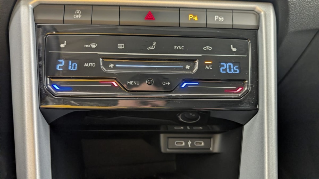 VOLKSWAGEN T-Roc 2.0 TDI 150 Start Stop DSG7 Life Plus - ref: 1-377950 - Photo 20