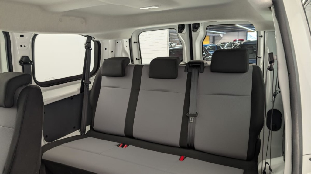 PEUGEOT Expert Combi STANDARD BLUEHDI 120CH S S BVM6 - ref: 1-378204 - Photo 13