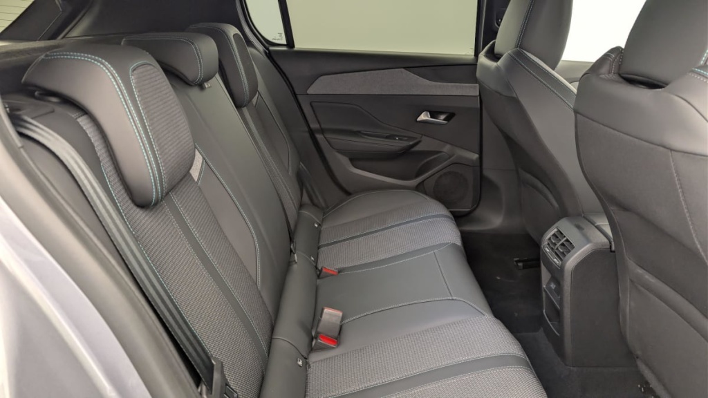 PEUGEOT 308 Hybrid 145 e-DCS6 Allure - ref: 1-378220 - Photo 10