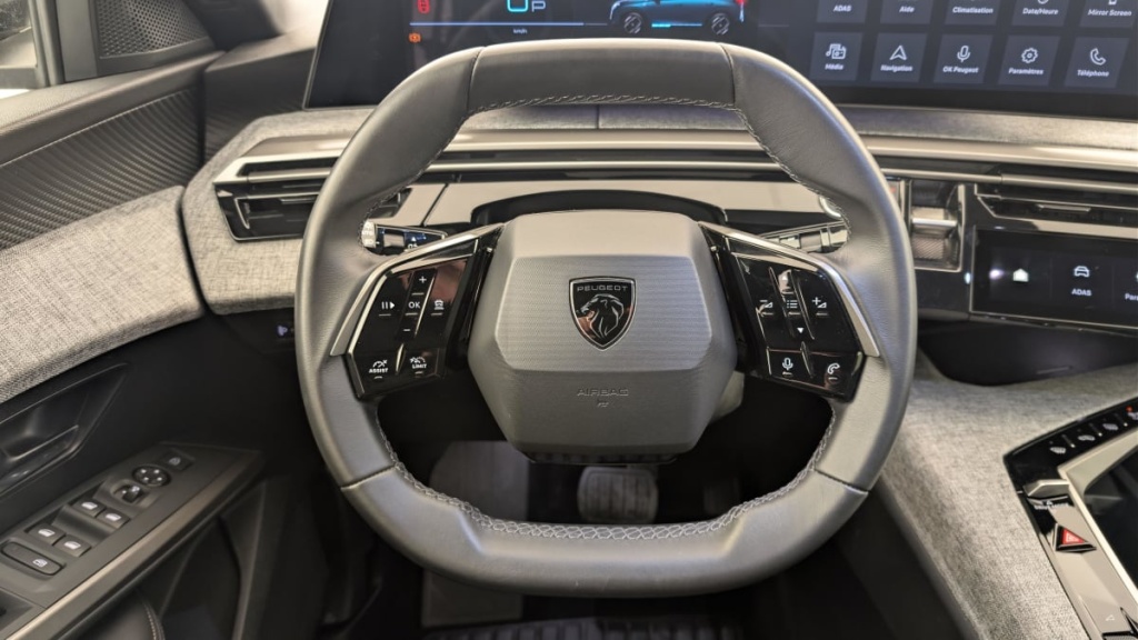 PEUGEOT 3008 Hybrid 145 e-DCS6 Allure - ref: 1-378278 - Photo 14