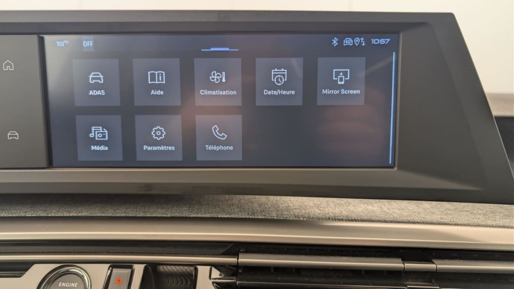 PEUGEOT 3008 Hybrid 145 e-DCS6 Allure - ref: 1-378321 - Photo 17