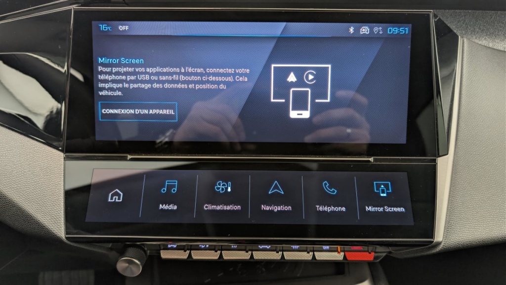 PEUGEOT 308 Hybrid 145 e-DCS6 Allure - ref: 1-378333 - Photo 19