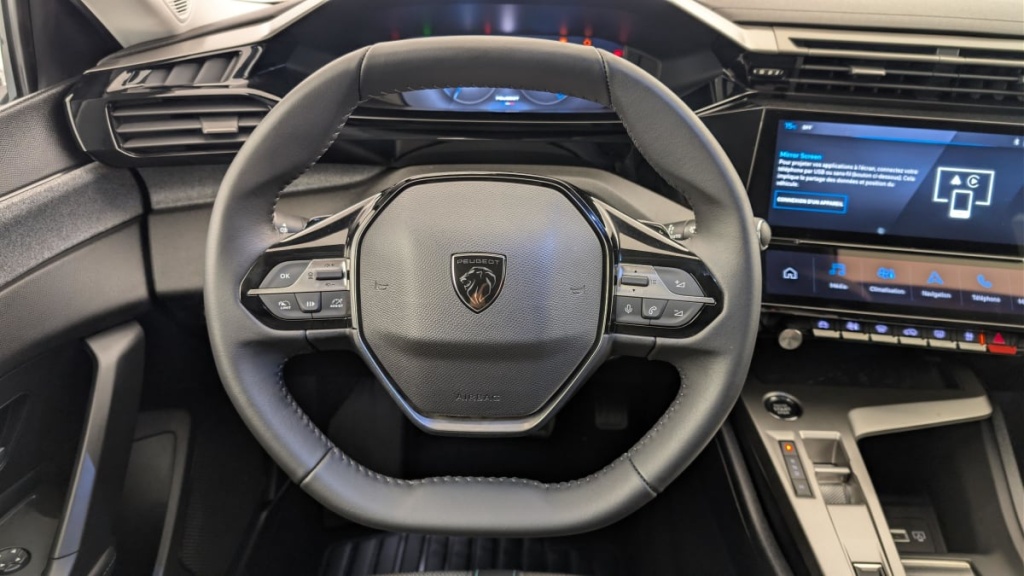 PEUGEOT 308 Hybrid 145 e-DCS6 Allure - ref: 1-378336 - Photo 14