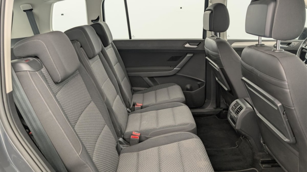 VOLKSWAGEN Touran 1.5 TSI EVO 150 7PL LOUNGE - ref: 1-378385 - Photo 10