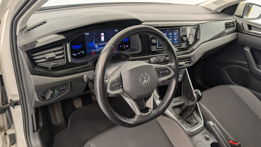 VOLKSWAGEN Polo 1.0 80 S S BVM5 - ref: 1-378389 - Photo 15