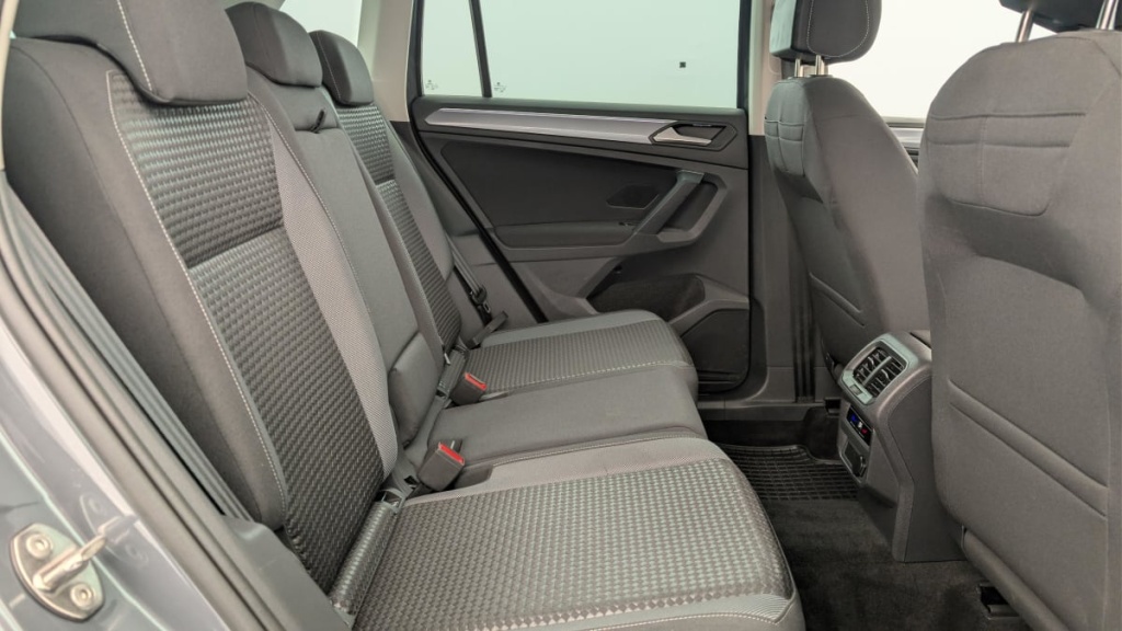 VOLKSWAGEN Tiguan 1.4 EHYBRID 245CH DSG6 ACTIVE - ref: 1-378458 - Photo 10