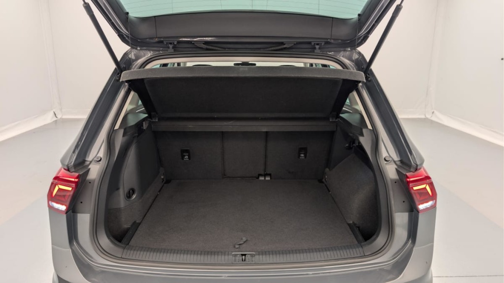 VOLKSWAGEN Tiguan 1.4 EHYBRID 245CH DSG6 ACTIVE - ref: 1-378458 - Photo 11