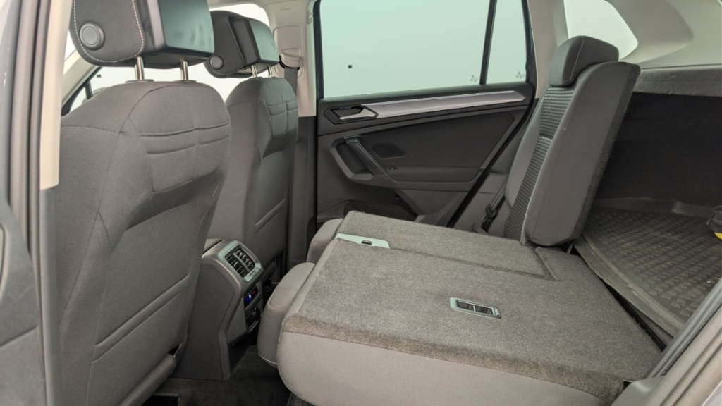 VOLKSWAGEN Tiguan 1.4 EHYBRID 245CH DSG6 ACTIVE - ref: 1-378458 - Photo 12