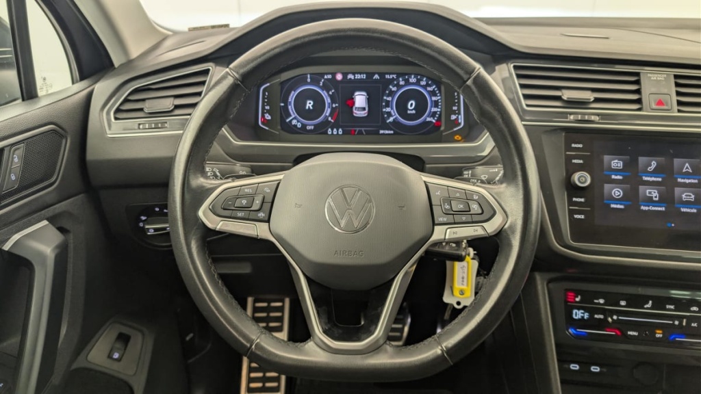 VOLKSWAGEN Tiguan 1.4 EHYBRID 245CH DSG6 ACTIVE - ref: 1-378458 - Photo 14