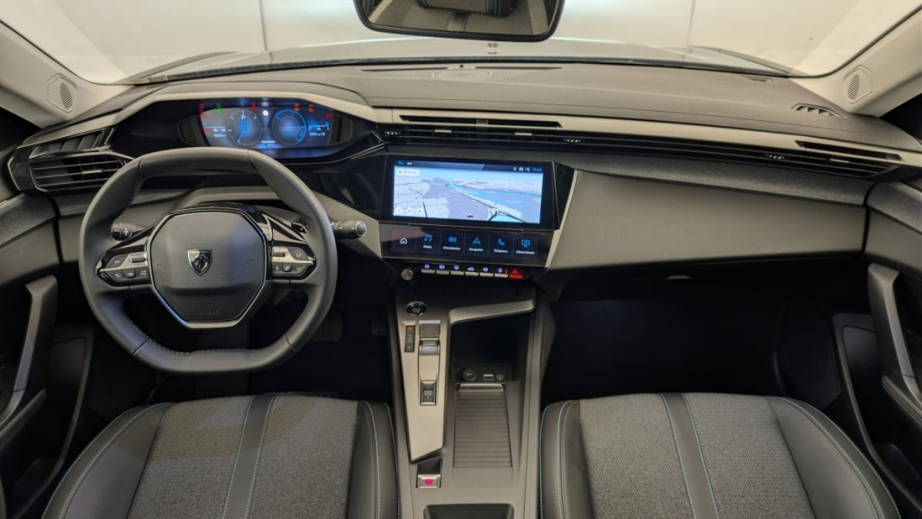 PEUGEOT 408 Hybrid 136 e-DCS6 Allure - ref: 1-378464 - Photo 13