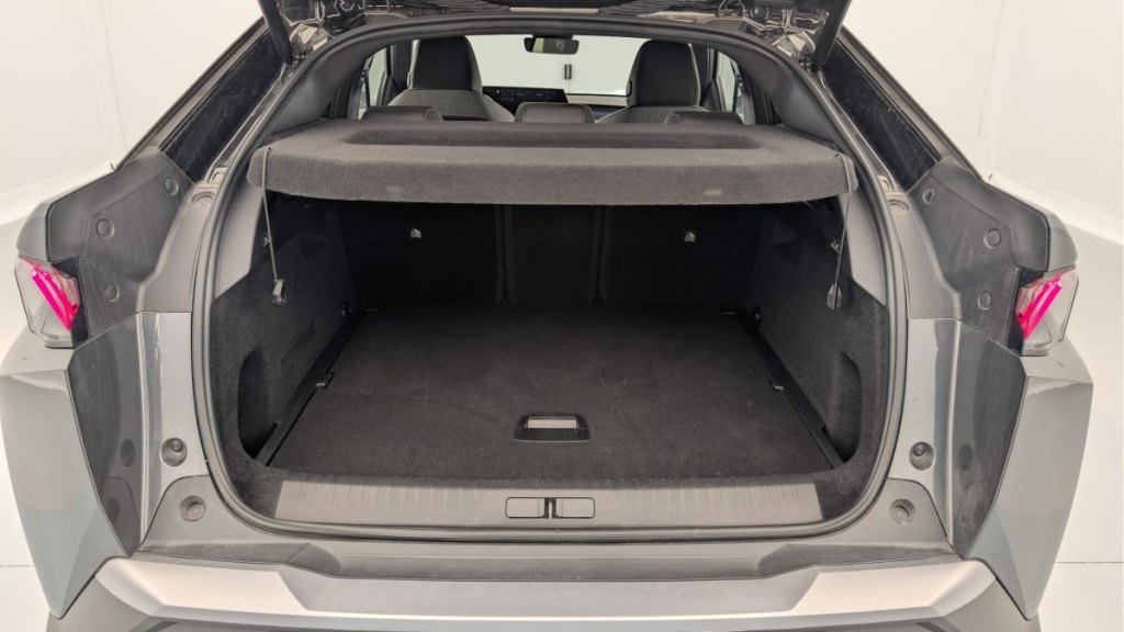 PEUGEOT 3008 Hybrid 145 e-DCS6 GT - ref: 1-378481 - Photo 11