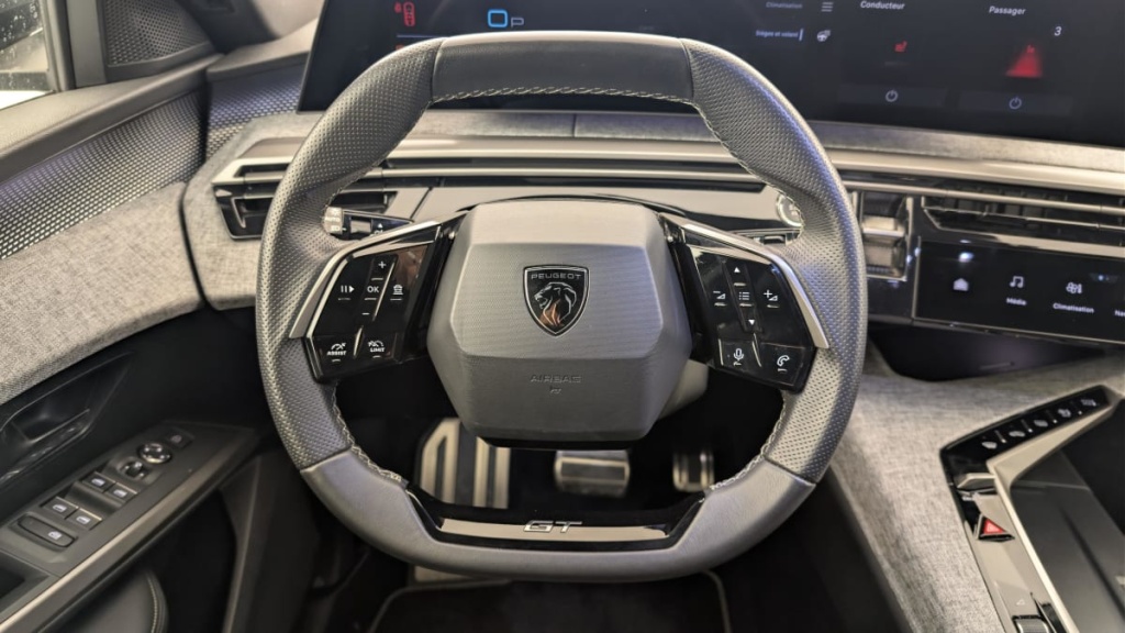 PEUGEOT 3008 Hybrid 145 e-DCS6 GT - ref: 1-378481 - Photo 14