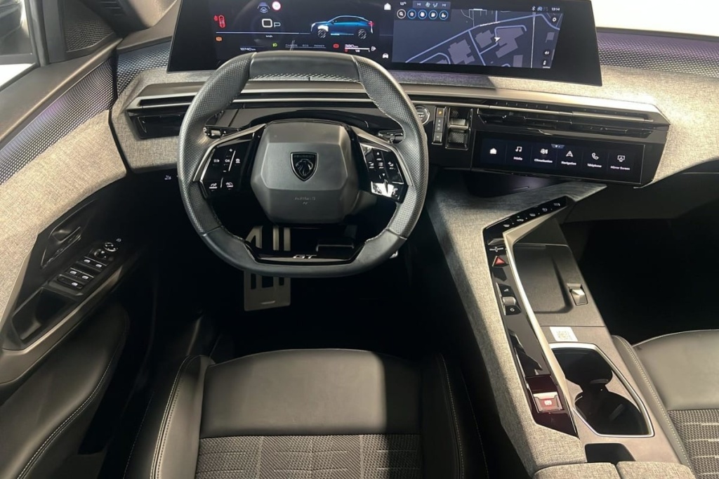 PEUGEOT 3008 Hybrid 145 e-DCS6 GT - ref: 1-378494 - Photo 13