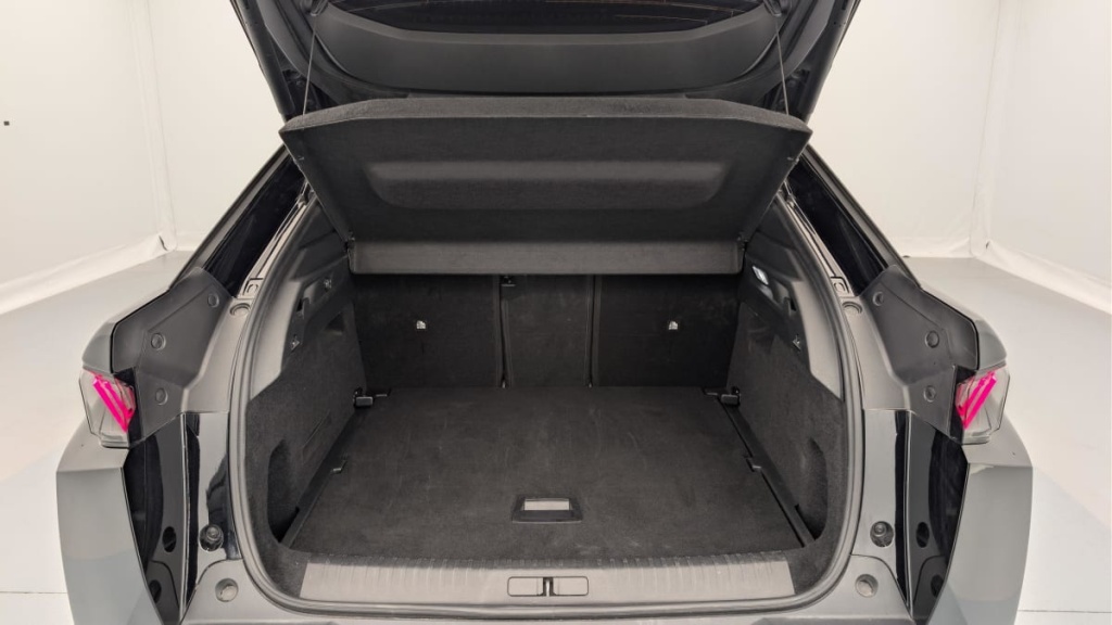 PEUGEOT 3008 Hybrid 145 e-DCS6 GT - ref: 1-378499 - Photo 11