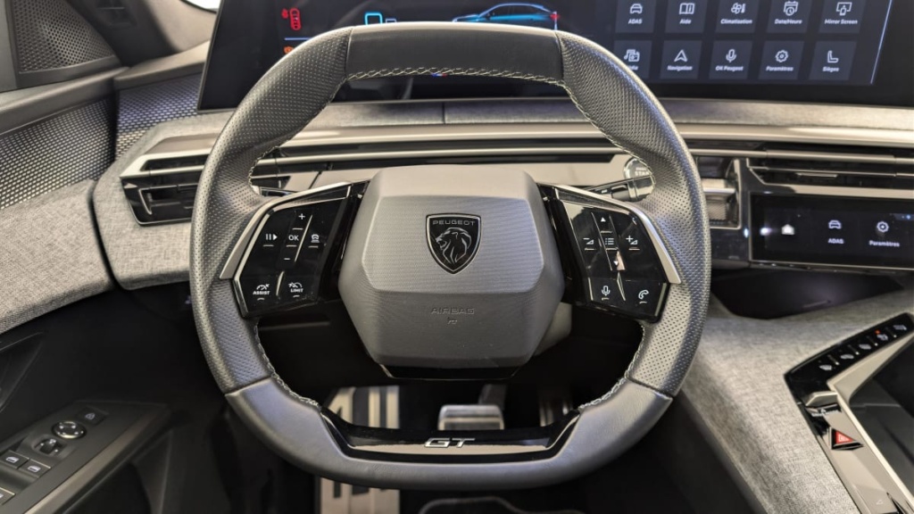 PEUGEOT 3008 Hybrid 145 e-DCS6 GT - ref: 1-378499 - Photo 14