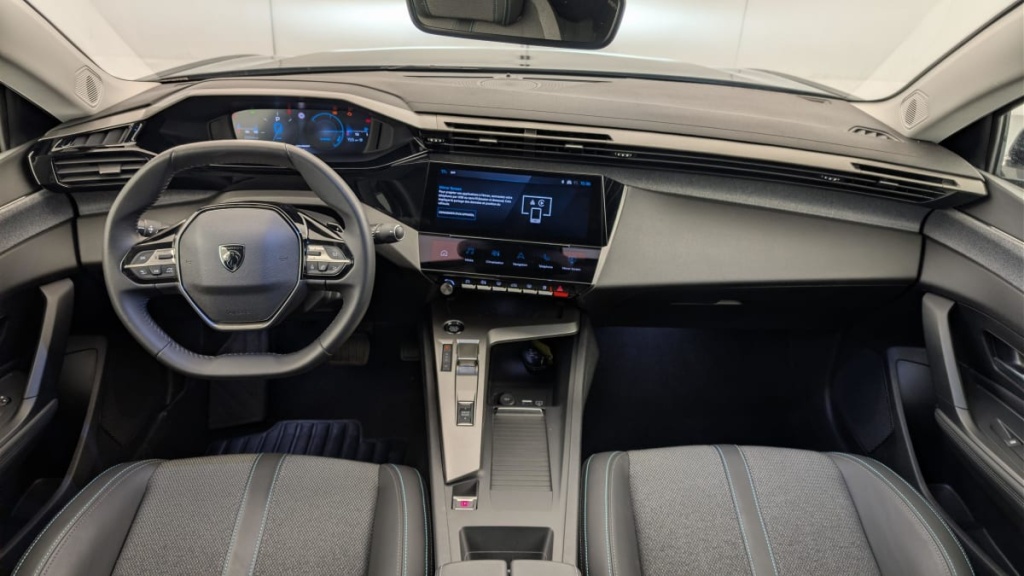 PEUGEOT 408 Hybrid 136 e-DCS6 Allure - ref: 1-378512 - Photo 13