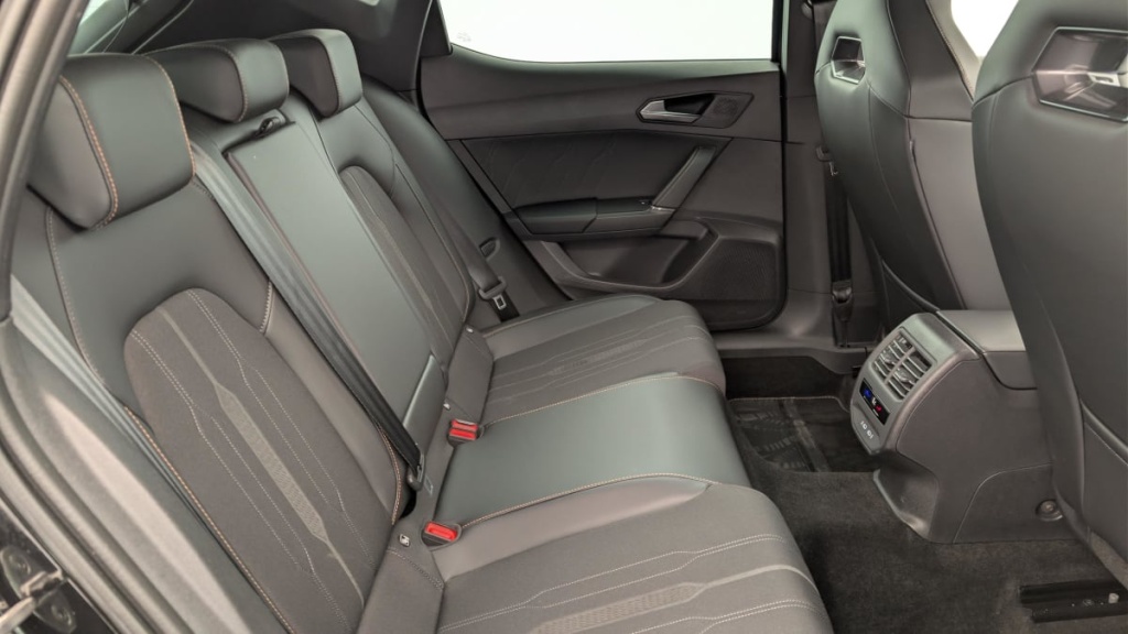 CUPRA Leon 1.4 E-HYBRID 204 CH DSG6 V - ref: 1-378578 - Photo 10