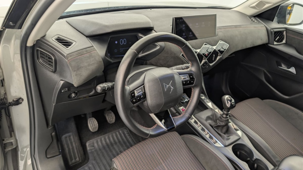 DS DS3 PureTech 100 BVM6 Performance Line - ref: 1-378584 - Photo 15