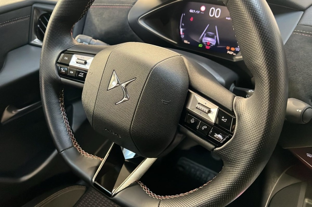 DS DS3 PureTech 100 BVM6 Performance Line - ref: 1-378601 - Photo 15