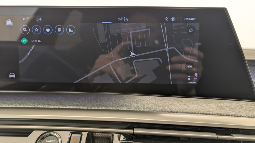 PEUGEOT 3008 Hybrid 145 e-DCS6 GT - ref: 1-378628 - Photo 19