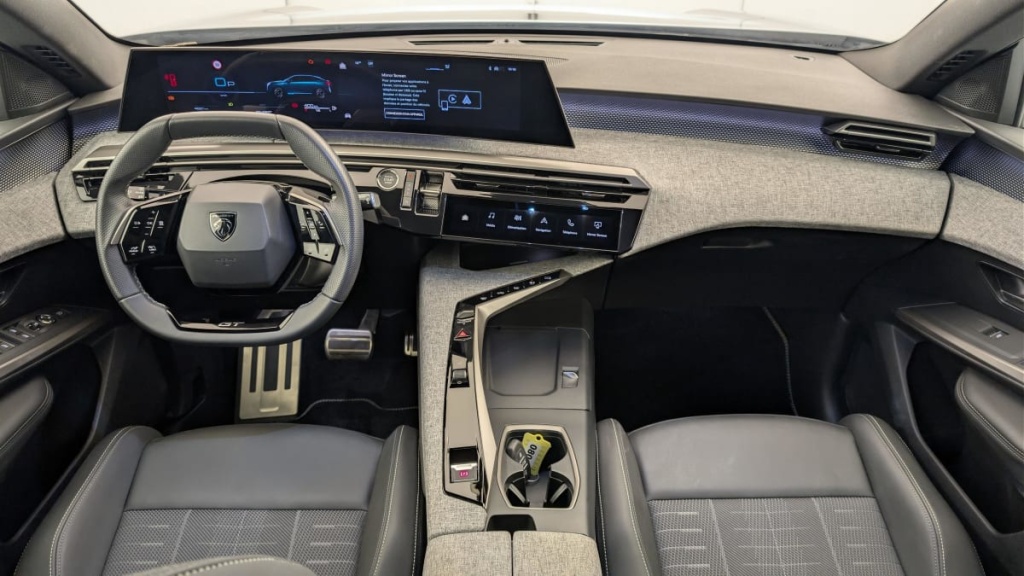 PEUGEOT 3008 Hybrid 145 e-DCS6 GT - ref: 1-378637 - Photo 13