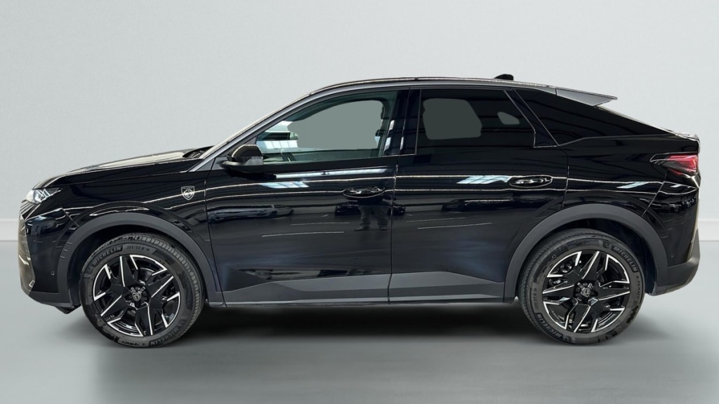 PEUGEOT 3008 Hybrid 145 e-DCS6 GT - ref: 1-378642 - Photo 4