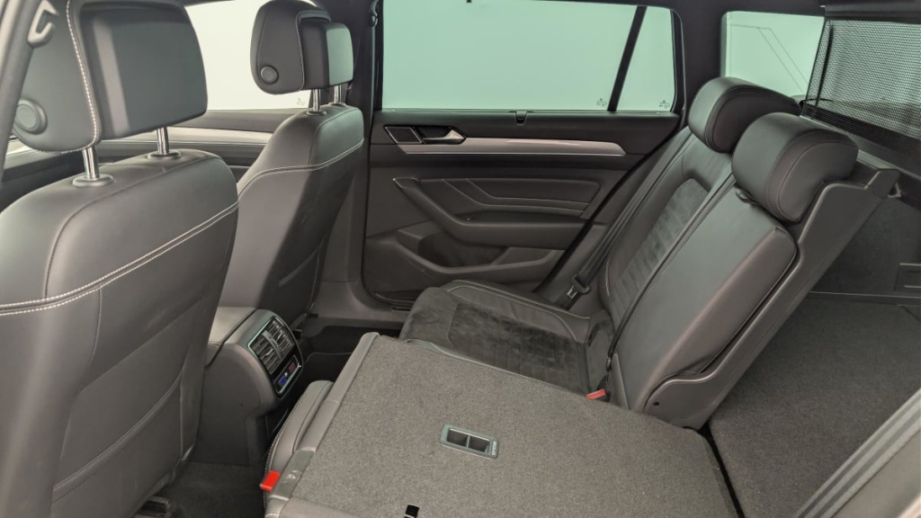 VOLKSWAGEN Passat SW 1.4 TSI Hybride Rechargeable DSG6 GTE - ref: 1-378683 - Photo 12