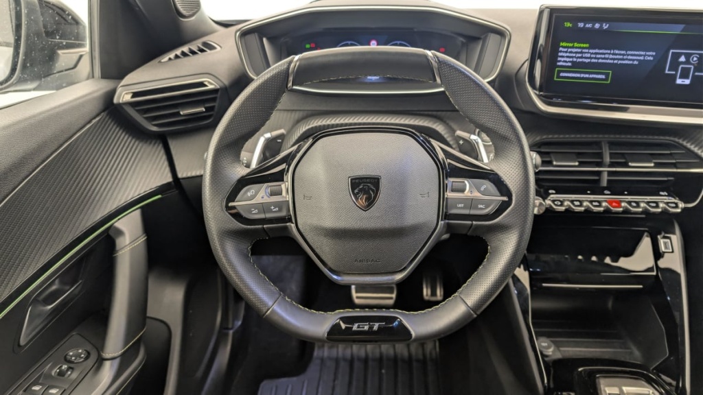 PEUGEOT 2008 PureTech 130 S S EAT8 GT - ref: 1-378855 - Photo 14