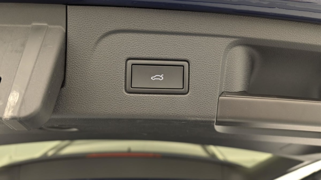 VOLKSWAGEN Touran 2.0 TDI 150 DSG7 7pl VW Edition - ref: 1-378927 - Photo 20