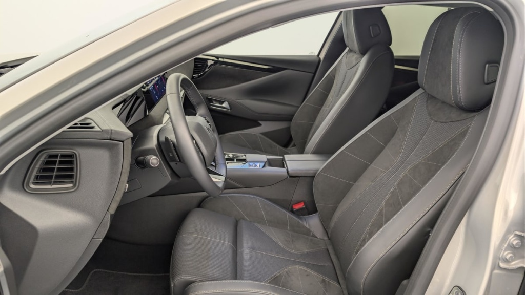 DS DS4 BlueHDi 130 EAT8 Etoile - Alcantara - ref: 1-378944 - Photo 16