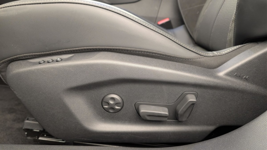 DS DS4 BlueHDi 130 EAT8 Etoile - Alcantara - ref: 1-378944 - Photo 20