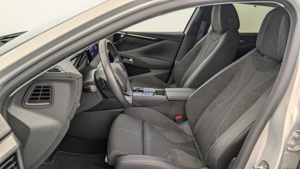 DS DS4 BlueHDi 130 EAT8 Etoile - Alcantara - ref: 1-378945 - Photo 16