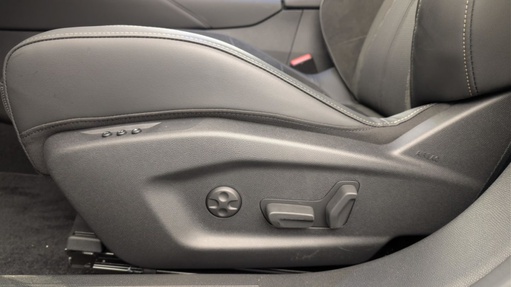 DS DS4 BlueHDi 130 EAT8 Etoile - Alcantara - ref: 1-378947 - Photo 20