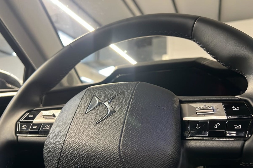 DS DS4 BlueHDi 130 EAT8 Etoile - Alcantara - ref: 1-378949 - Photo 15