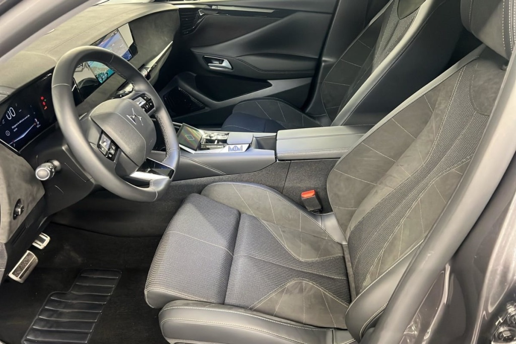 DS DS4 BlueHDi 130 EAT8 Etoile - Alcantara - ref: 1-378949 - Photo 9