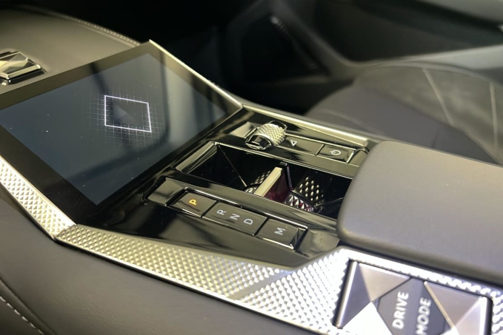 DS DS4 BlueHDi 130 EAT8 Etoile - Alcantara - ref: 1-378950 - Photo 16