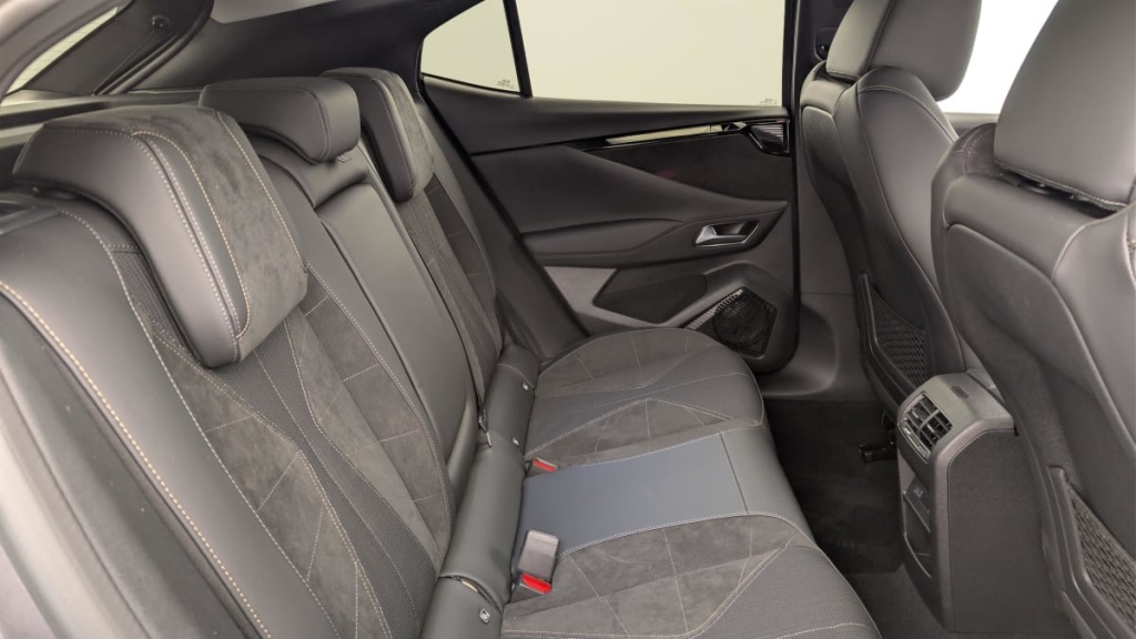 DS DS4 BlueHDi 130 EAT8 Etoile - Alcantara - ref: 1-378951 - Photo 10
